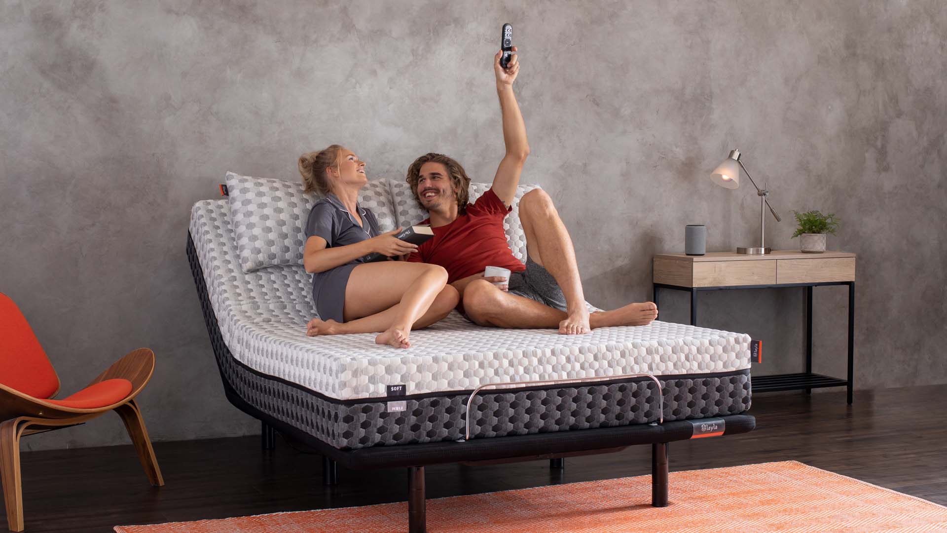 What Mattress Base is Right for You? Explore 5 Types of Bed Frames & Bases