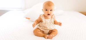 How to Dress Your Baby for Sleep During the Summer